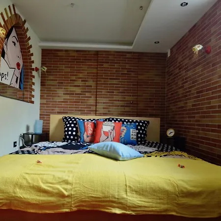 Apartment *top*pop Art Style*infrarot*netflix*nespresso*